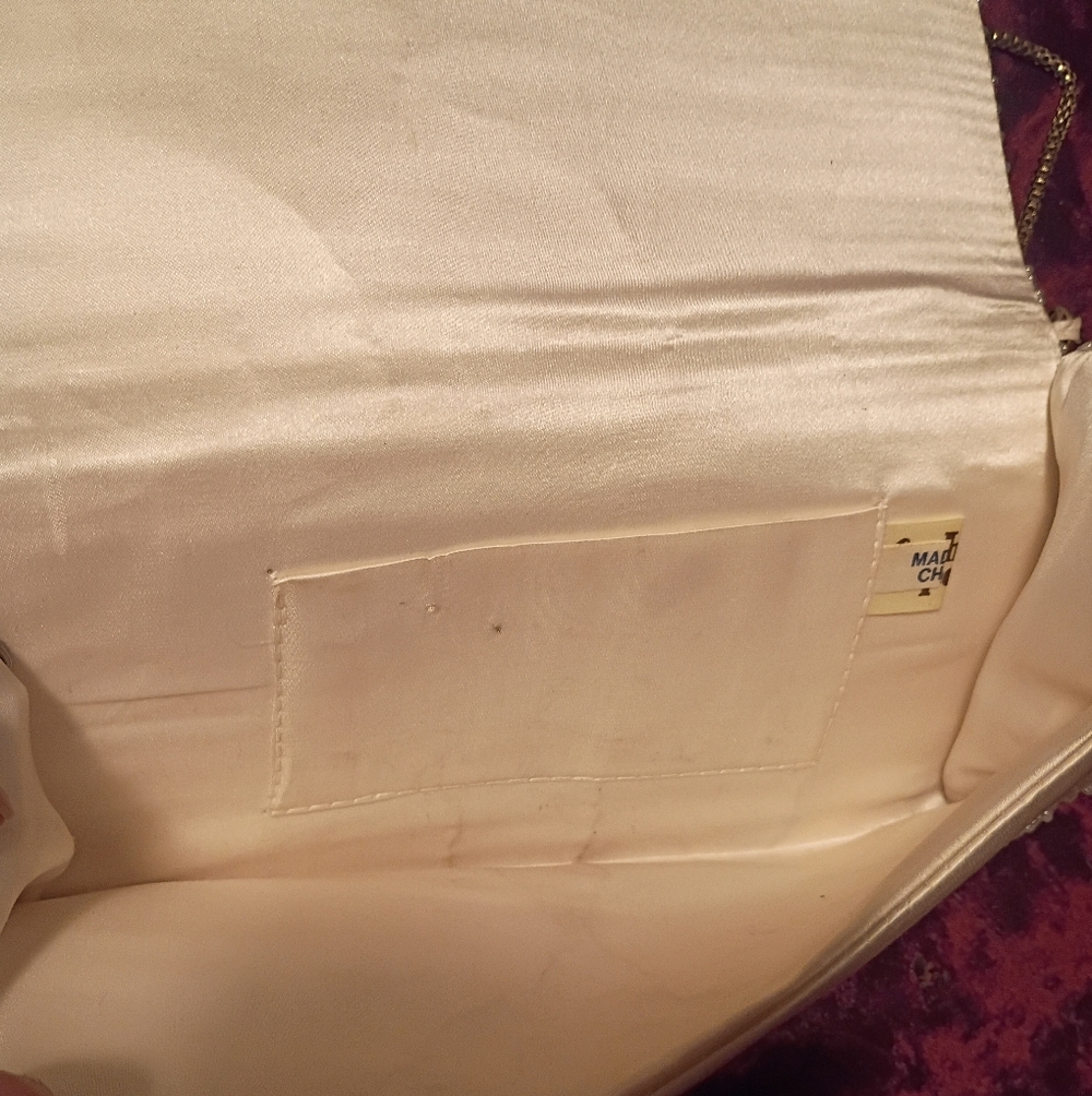 Vintage 1980s Elegant Cream Beaded Clutch - Picture 5 of 7